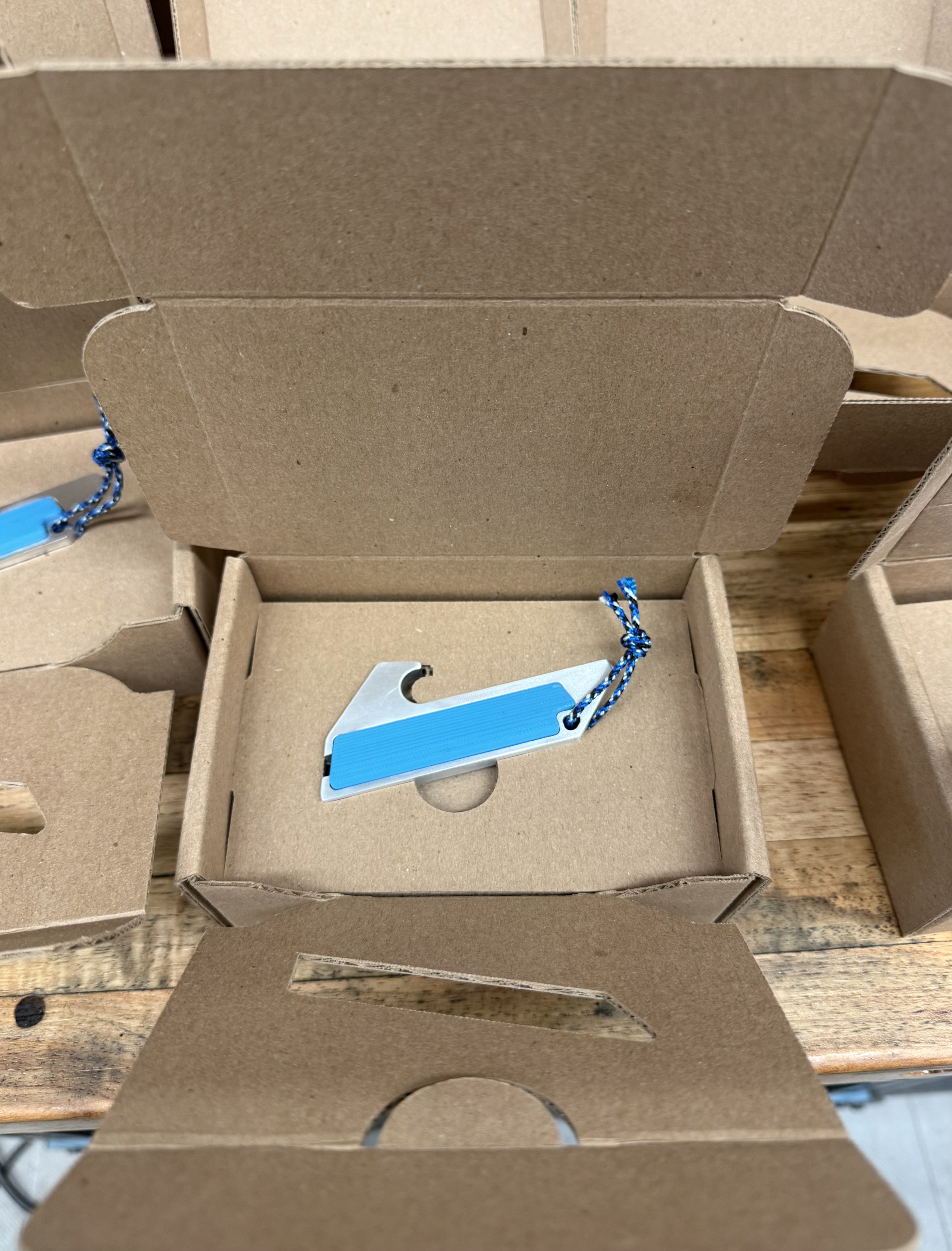 Packaging detail 1
